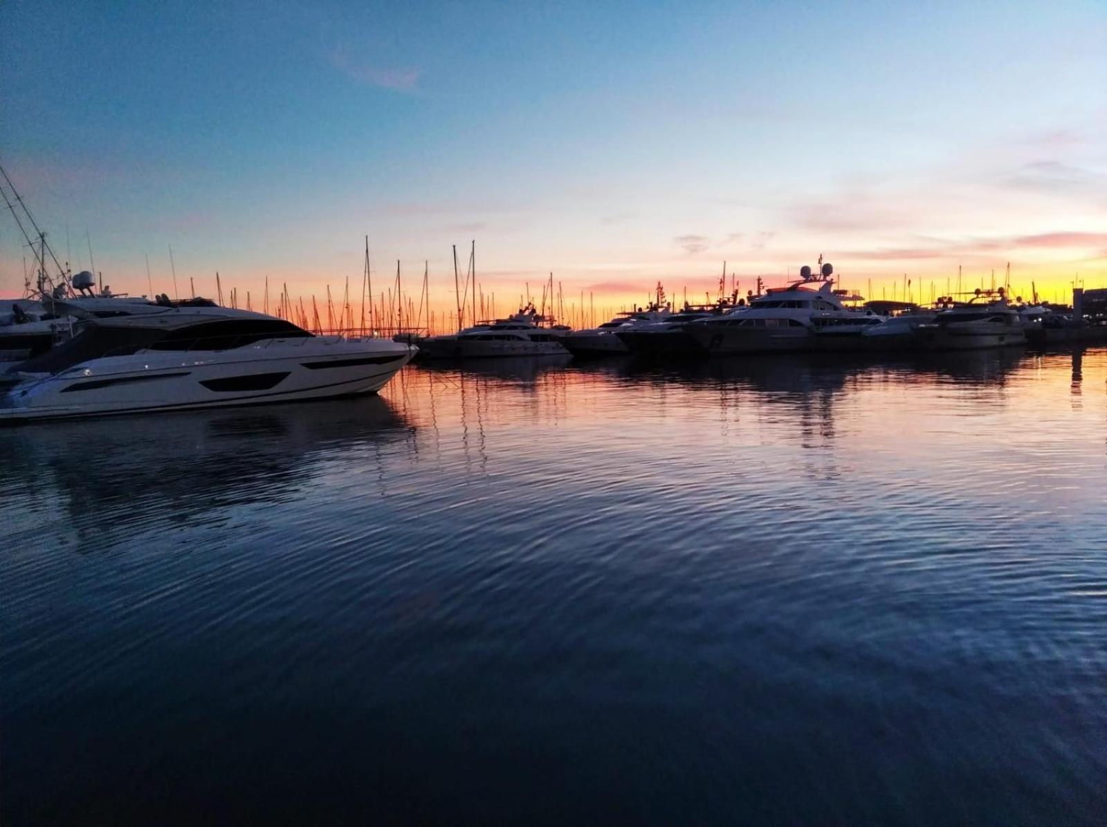 Alicante Beach And Center Bagian luar foto